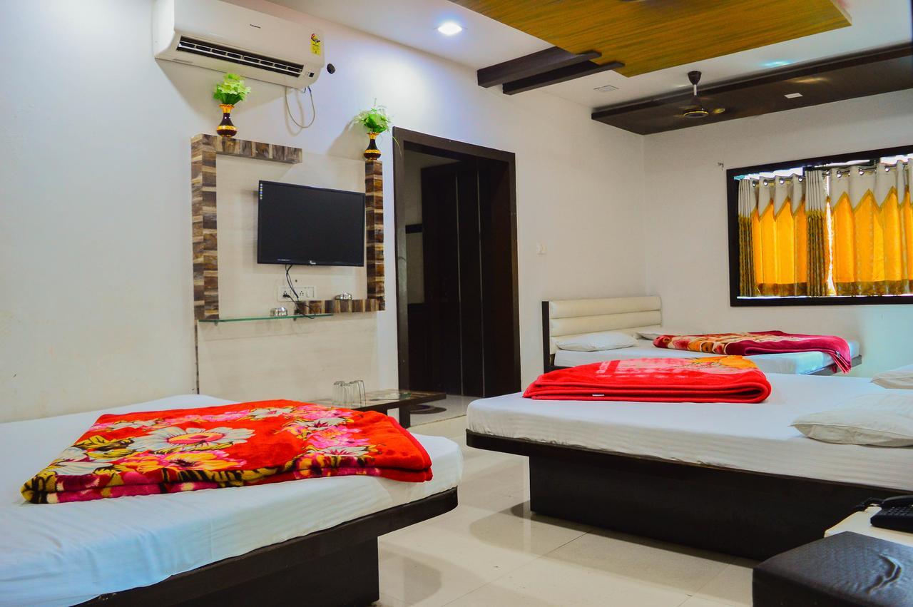 Hotel Shree Dwarkadhish Palace Ujjain Eksteriør billede