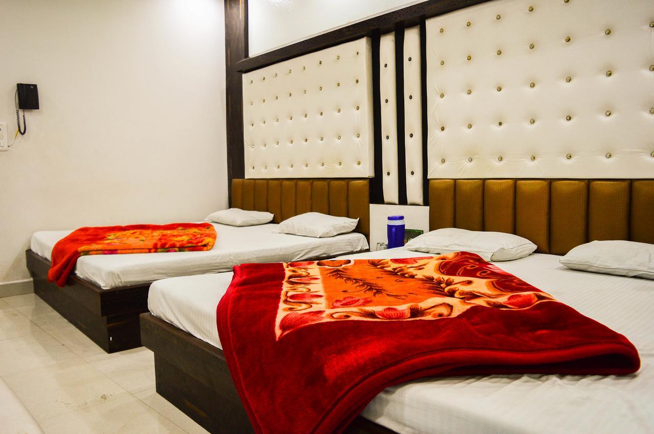 Hotel Shree Dwarkadhish Palace Ujjain Eksteriør billede