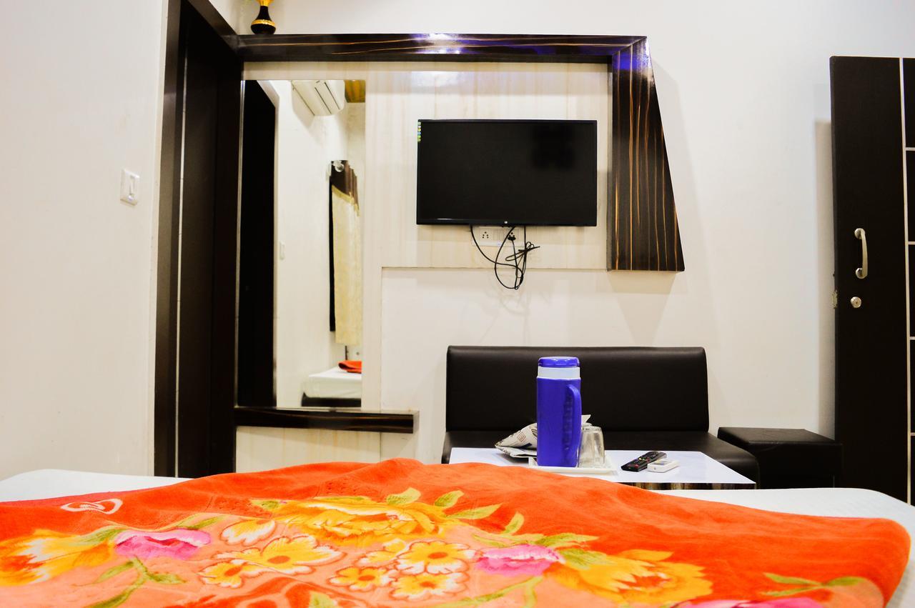 Hotel Shree Dwarkadhish Palace Ujjain Eksteriør billede